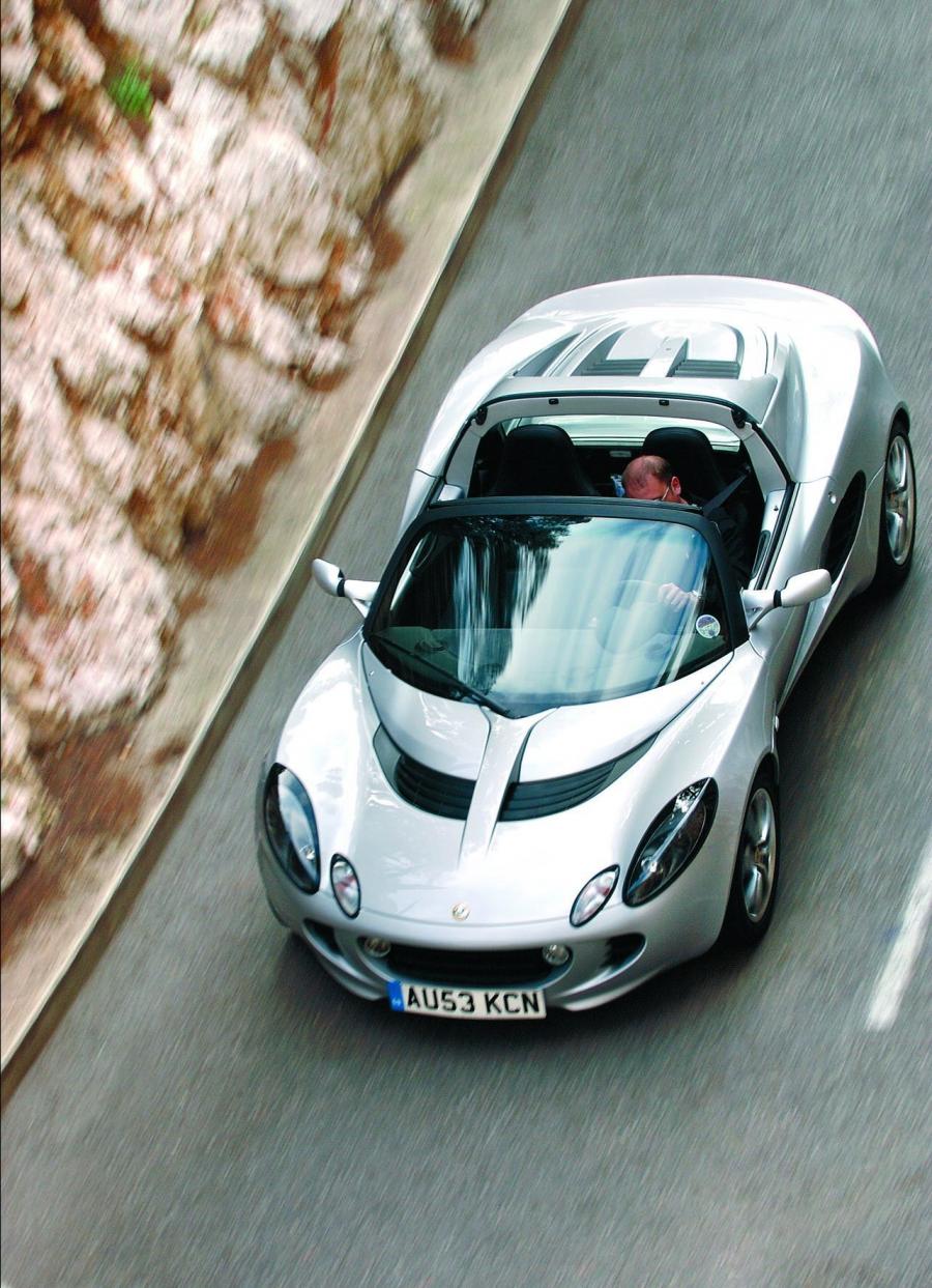  Lotus Elice 2002 года  (фото 11 из 26)